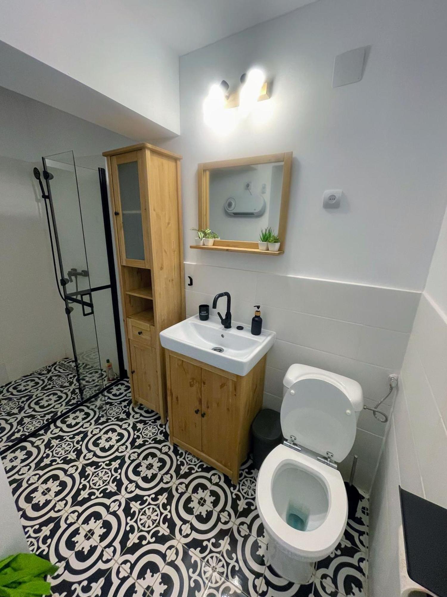 Small Apartment - Historic House คลูจ-นาโปกา ภายนอก รูปภาพ